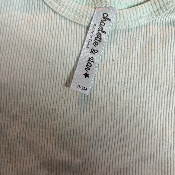 Charlotte & Star 2 Piece Baby Girl Ribbed Bodysuit Sizes 0-3 Months Mint / Peach - Picture 3 of 3